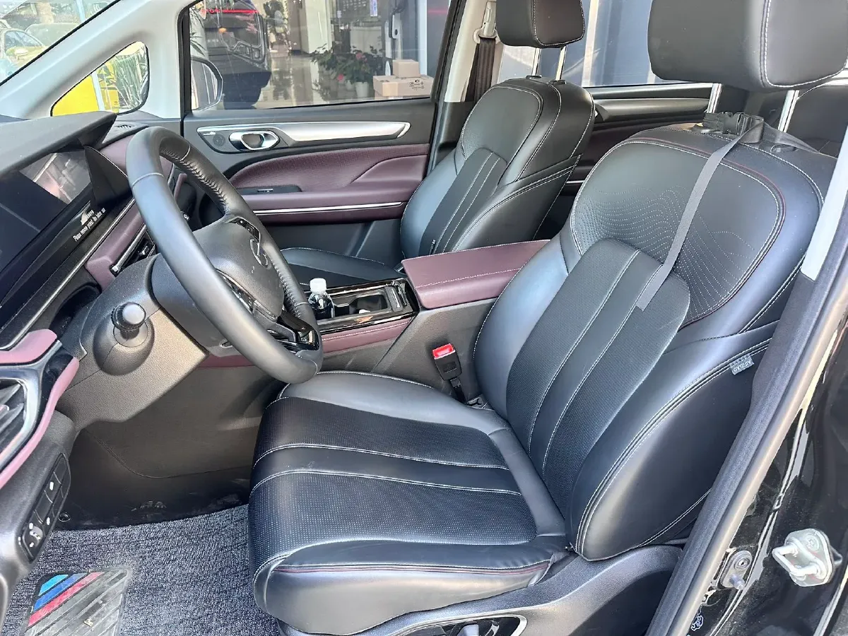 2023 GAC Trumpchi M6 1.5T 177HP L4 7DCT,autocango,china used car exporter,china ev exporter,chinese used car exporter,chinese used ev exporter