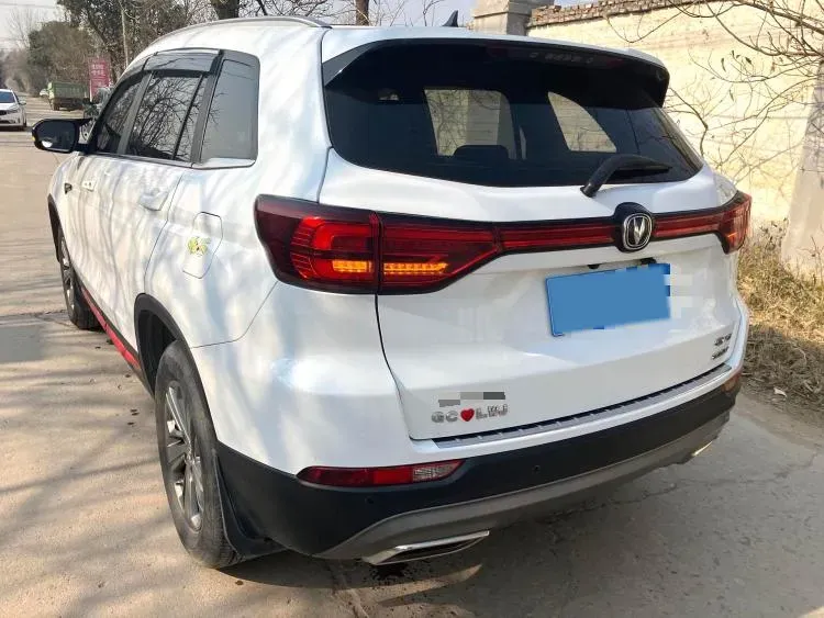 2021 ChangAn CS75 1.5T 178HP L4 7DCT,autocango,china used car exporter,china ev exporter,chinese used car exporter,chinese used ev exporter