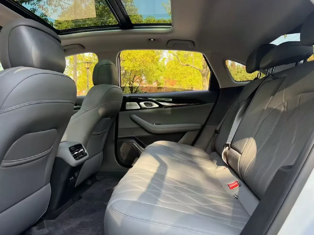 2025 Geely Galaxy A7 1.5L 112HP L4 1DHT PHEV,autocango,china used car exporter,china ev exporter,chinese used car exporter,chinese used ev exporter