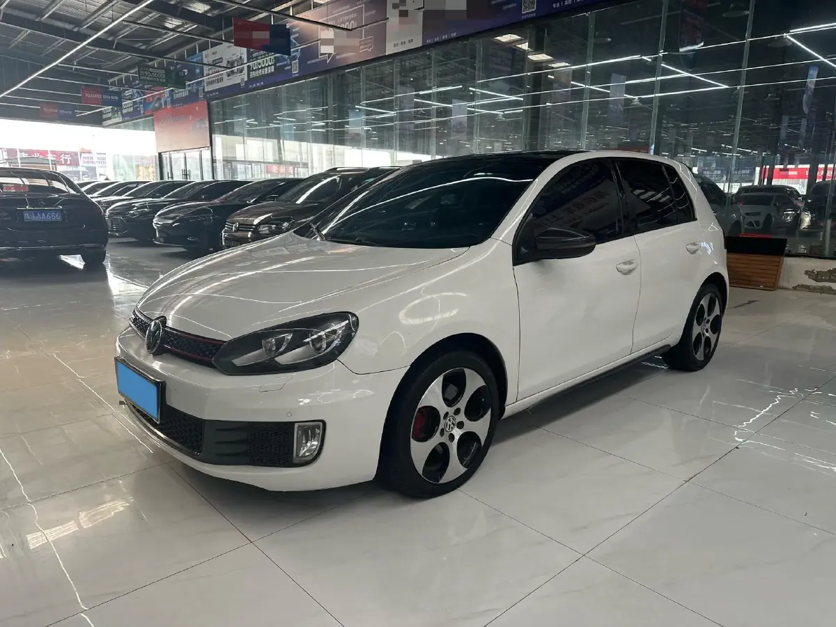 2012 Volkswagen GolfGTI 2.0T 200HP L4 6DCT 2012 Volkswagen GolfGTI 2.0T 200HP L4 6DCT