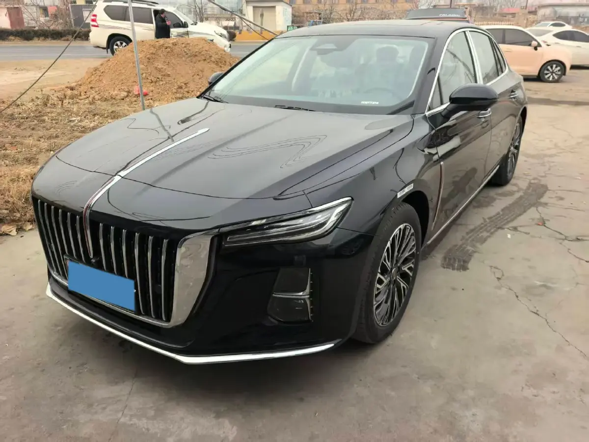 2025 HongQi H5 1.5T 169HP L4 1DHT Hybrid