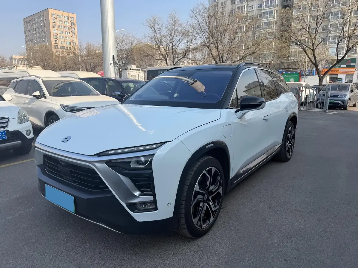 2018 NIO ES8 BEV 70KWH