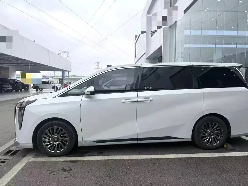 2023 GAC Trumpchi M8 2.0T 190HP L4 E-CVT Hybrid,autocango,china used car exporter,china ev exporter,chinese used car exporter,chinese used ev exporter