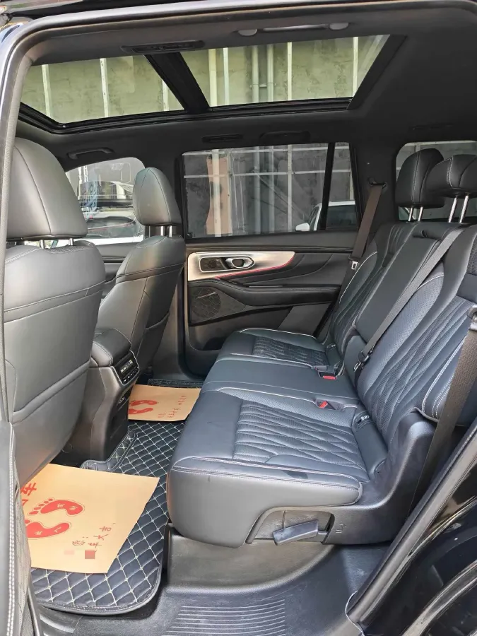 2022 GAC Trumpchi GS8 2.0T 252HP L4 8AT,autocango,china used car exporter,china ev exporter,chinese used car exporter,chinese used ev exporter