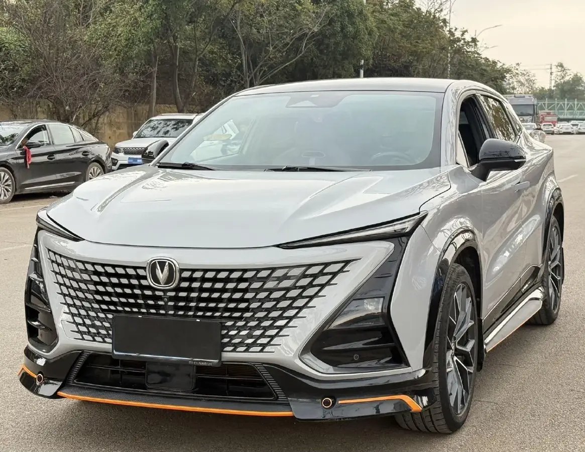 2023 ChangAn UNI-T 1.5T 188HP L4 7DCT