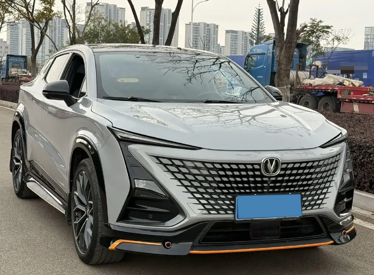 2023 ChangAn UNI-T 1.5T 188HP L4 7DCT,autocango,china used car exporter,china ev exporter,chinese used car exporter,chinese used ev exporter