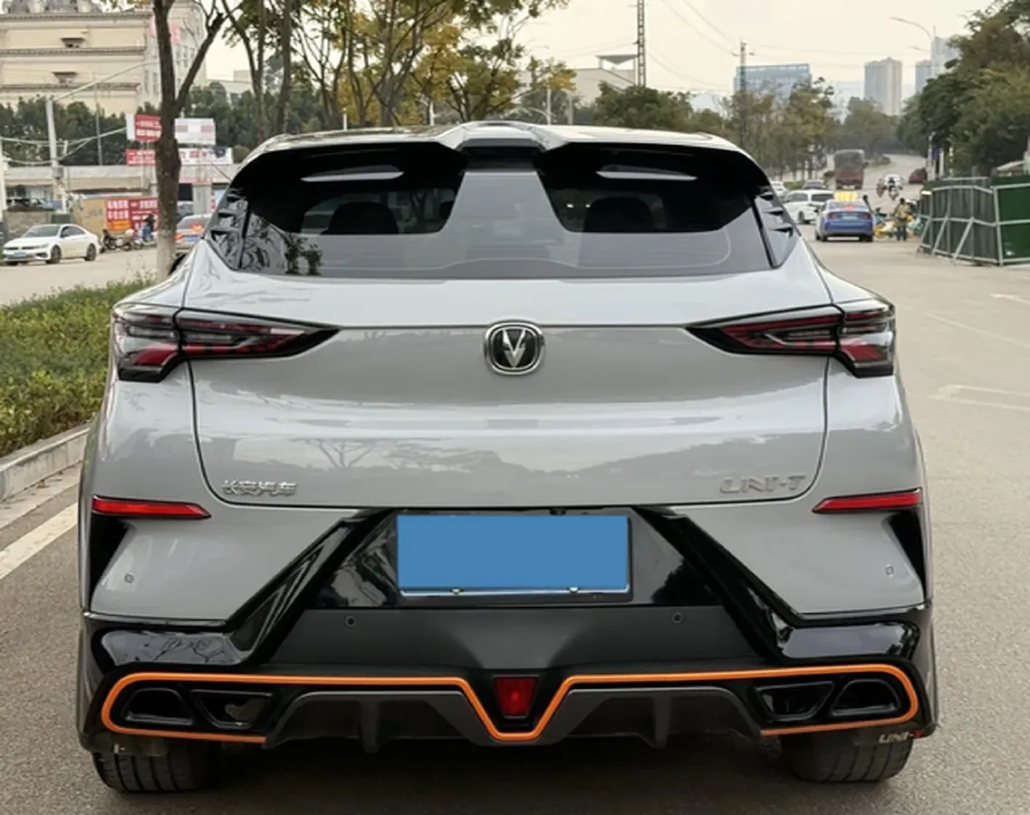 2023 ChangAn UNI-T 1.5T 188HP L4 7DCT,autocango,china used car exporter,china ev exporter,chinese used car exporter,chinese used ev exporter