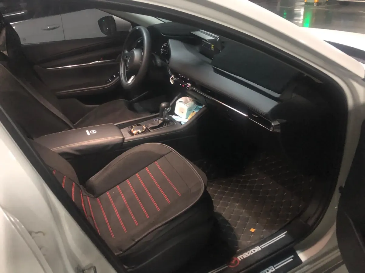 2023 Mazda 3 Axela 2.0L 158HP L4 6AT,autocango,china used car exporter,china ev exporter,chinese used car exporter,chinese used ev exporter