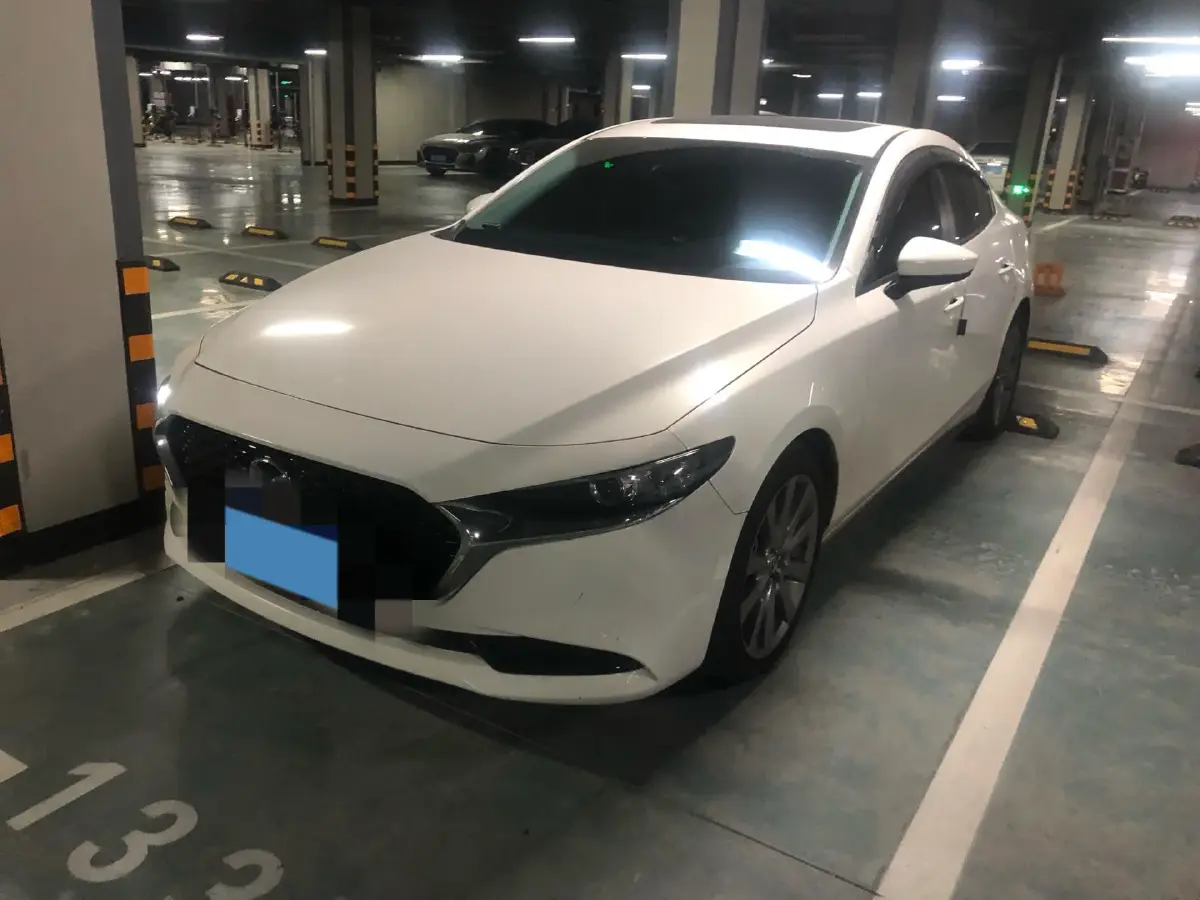 2023 Mazda 3 Axela 2.0L 158HP L4 6AT