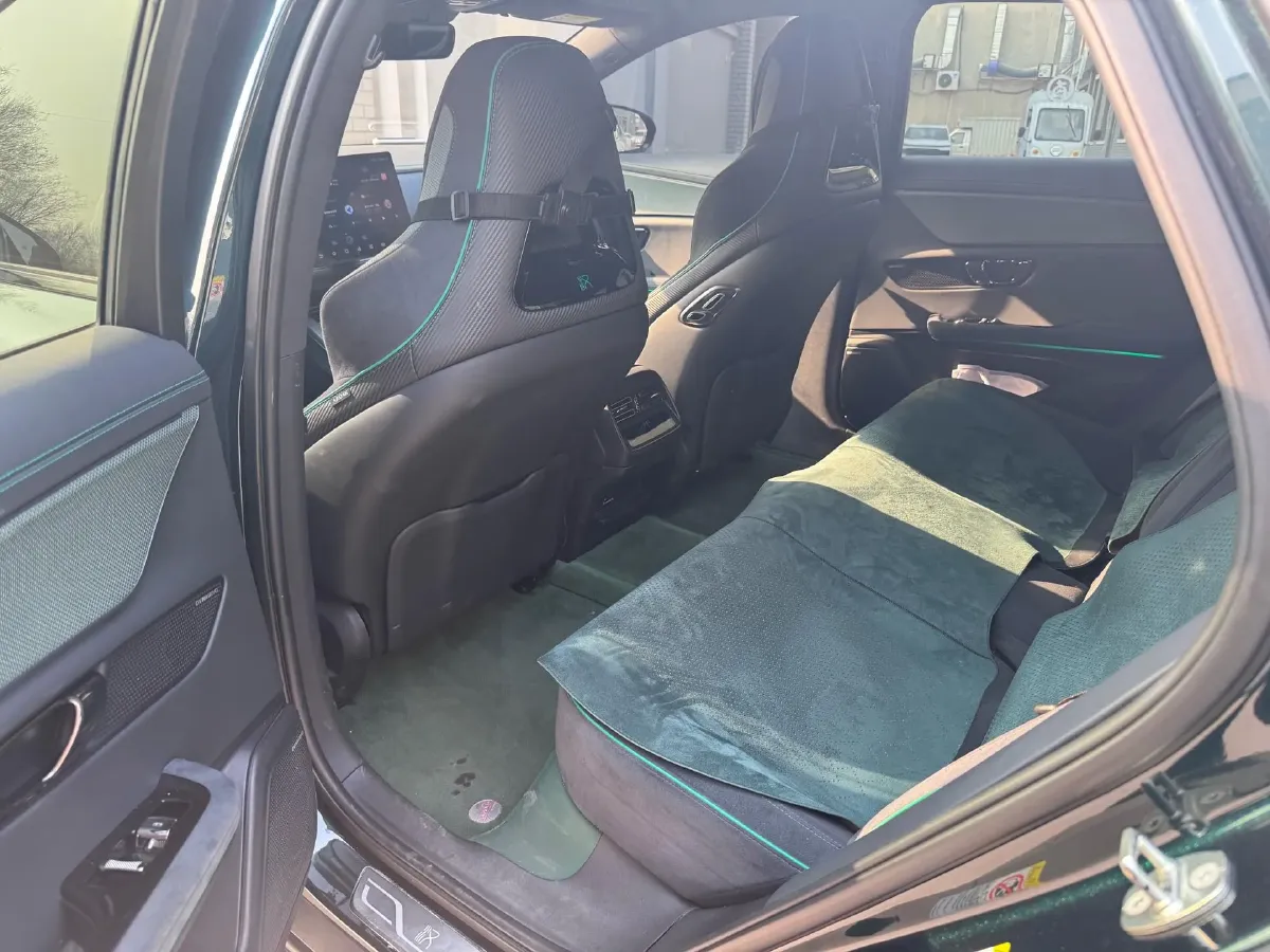 2022 Toyota Highlander 2.5L 192HP L4 E-CVT Hybrid,autocango,china used car exporter,china ev exporter,chinese used car exporter,chinese used ev exporter