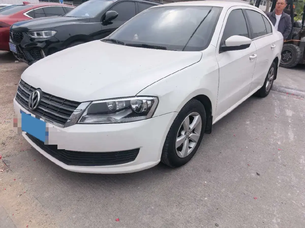 2013 Volkswagen Lavida 1.6L 110HP L4 6AT
