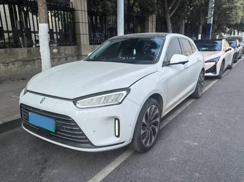 2022 Infiniti Q50L 2.0T 211HP L4 7AT