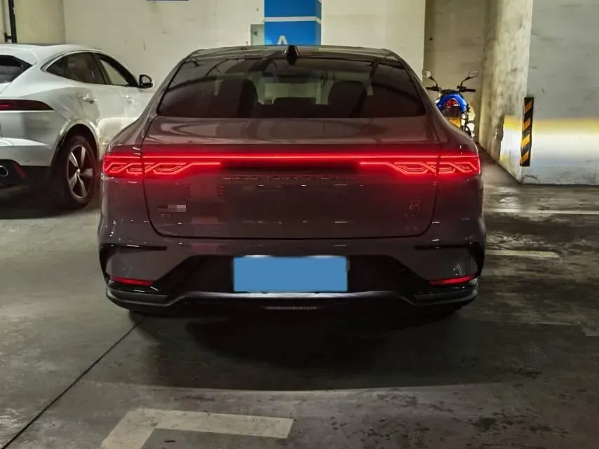 2025 BYD Han BEV 72KWH,autocango,china used car exporter,china ev exporter,chinese used car exporter,chinese used ev exporter