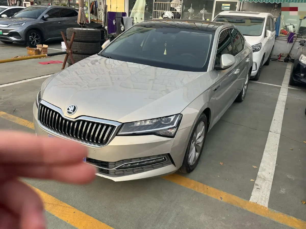 2019 BYD Song MAX 1.5T 154HP L4 6DCT PHEV 15.98KWH