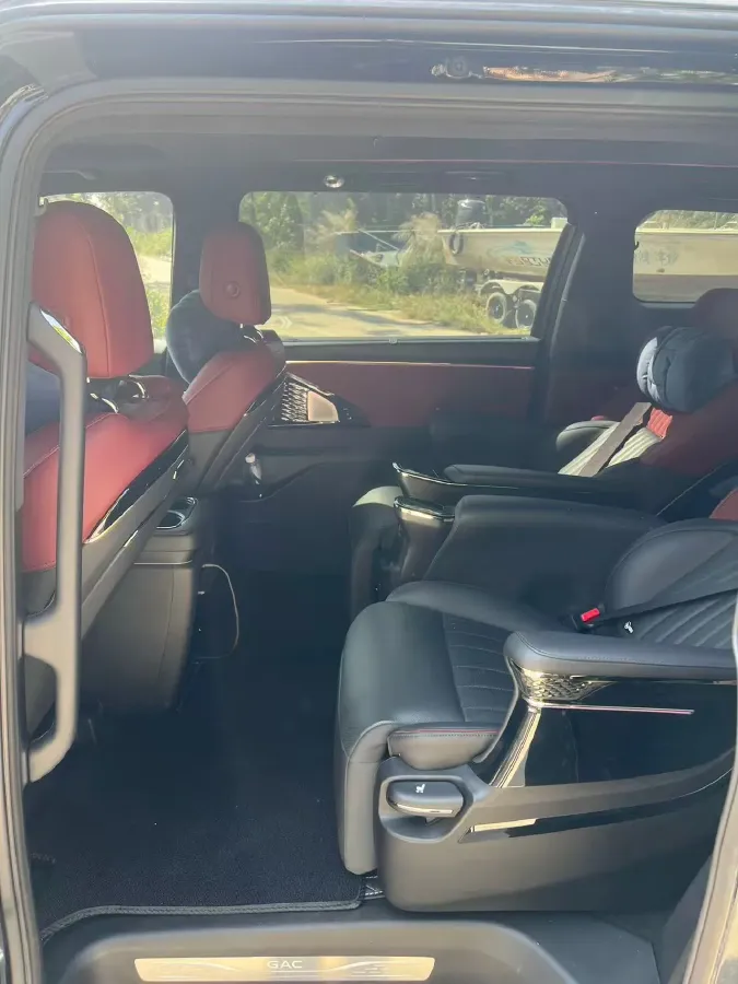 2025 GAC Trumpchi M8 2.0T 190HP L4 2DHT Hybrid,autocango,china used car exporter,china ev exporter,chinese used car exporter,chinese used ev exporter