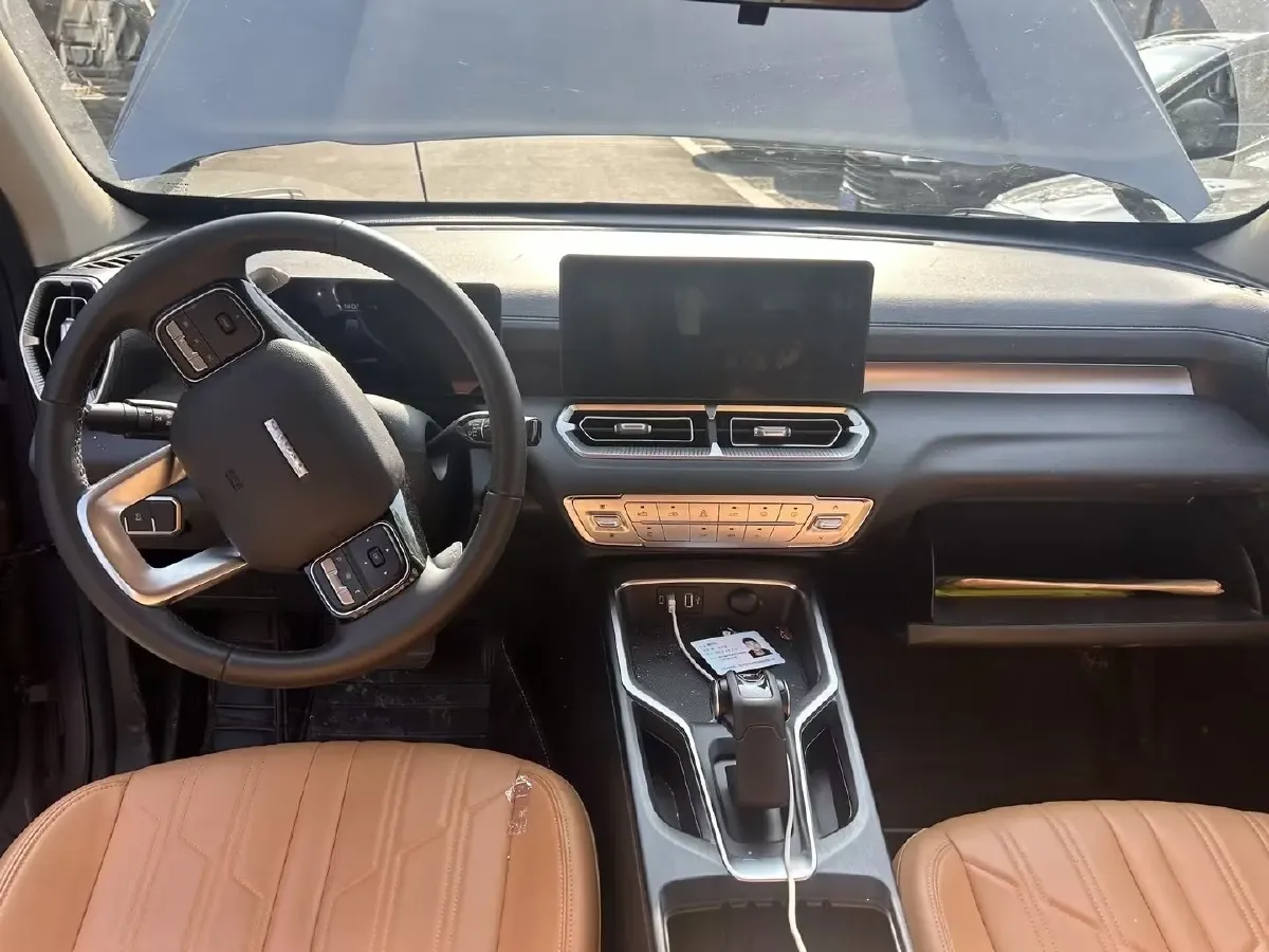 2023 Haval H5 2.0T 224HP L4 8AT,autocango,china used car exporter,china ev exporter,chinese used car exporter,chinese used ev exporter