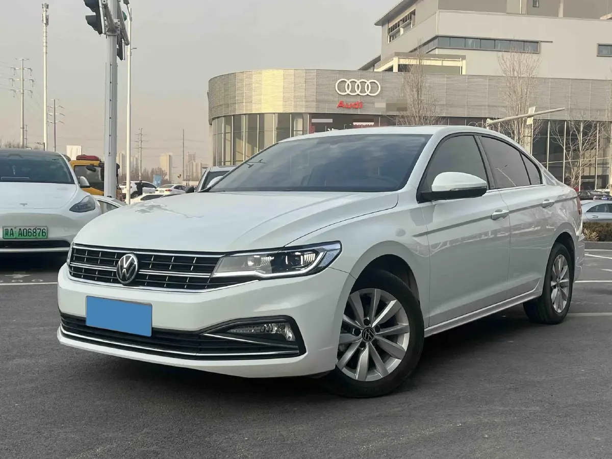 2021 Volkswagen Bora 1.5L 113HP L4 6AT