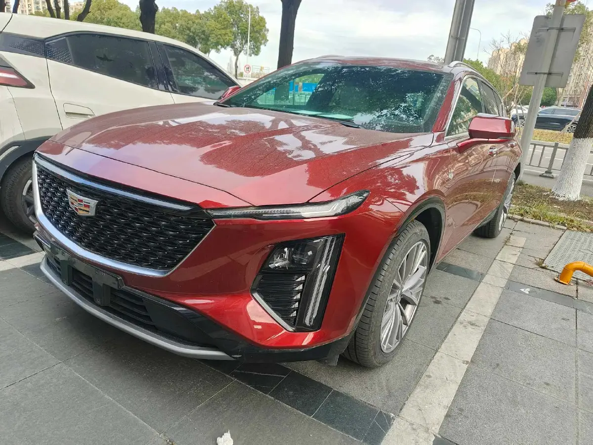 2023 Cadillac GT4 1.5T 211HP L4 9AT