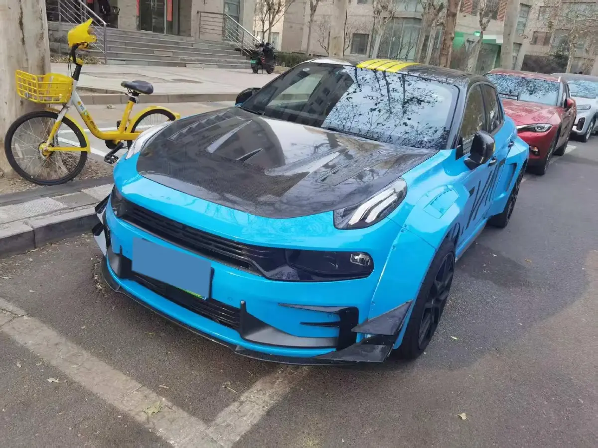 2022 LYNK&CO 03 2.0T 265HP L4 8AT