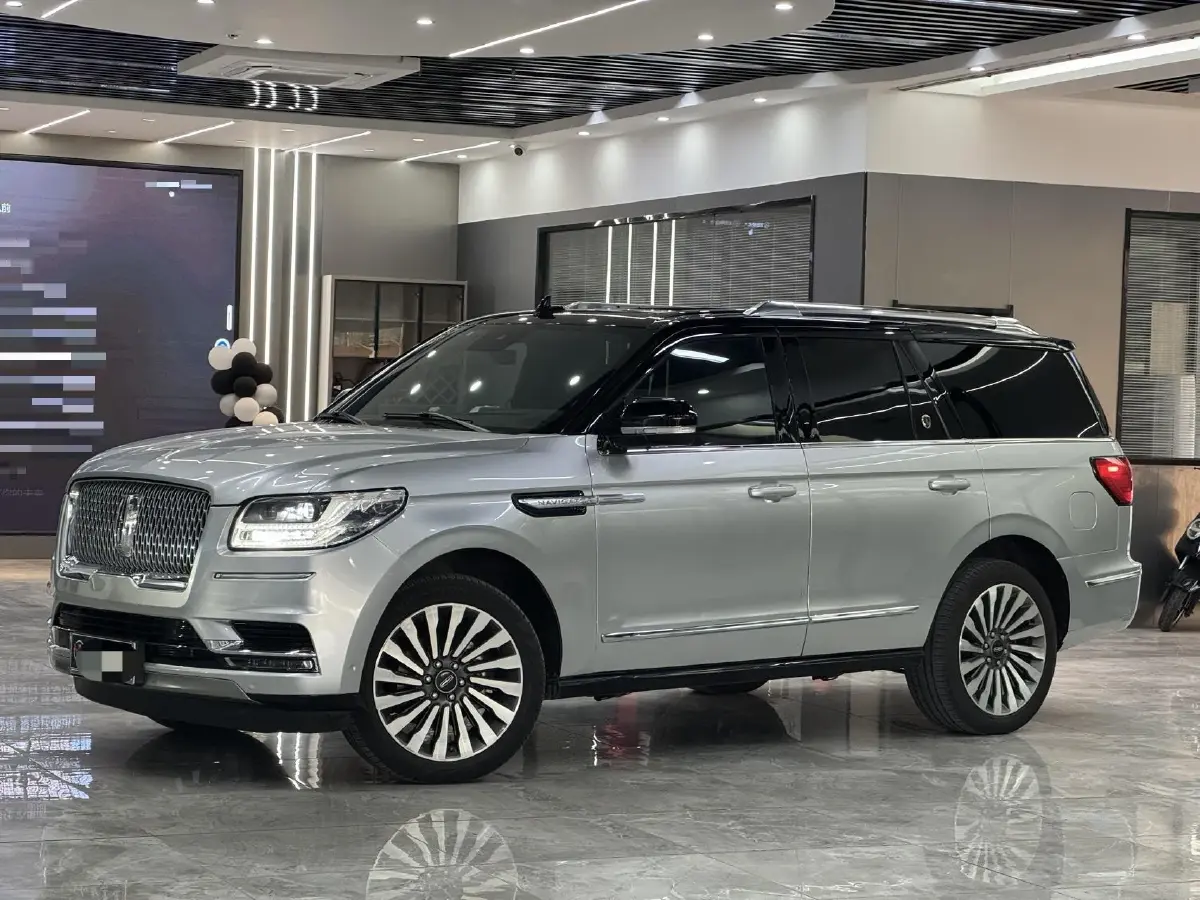 2020 Lincoln Navigator 3.5T 388HP V6 10AT