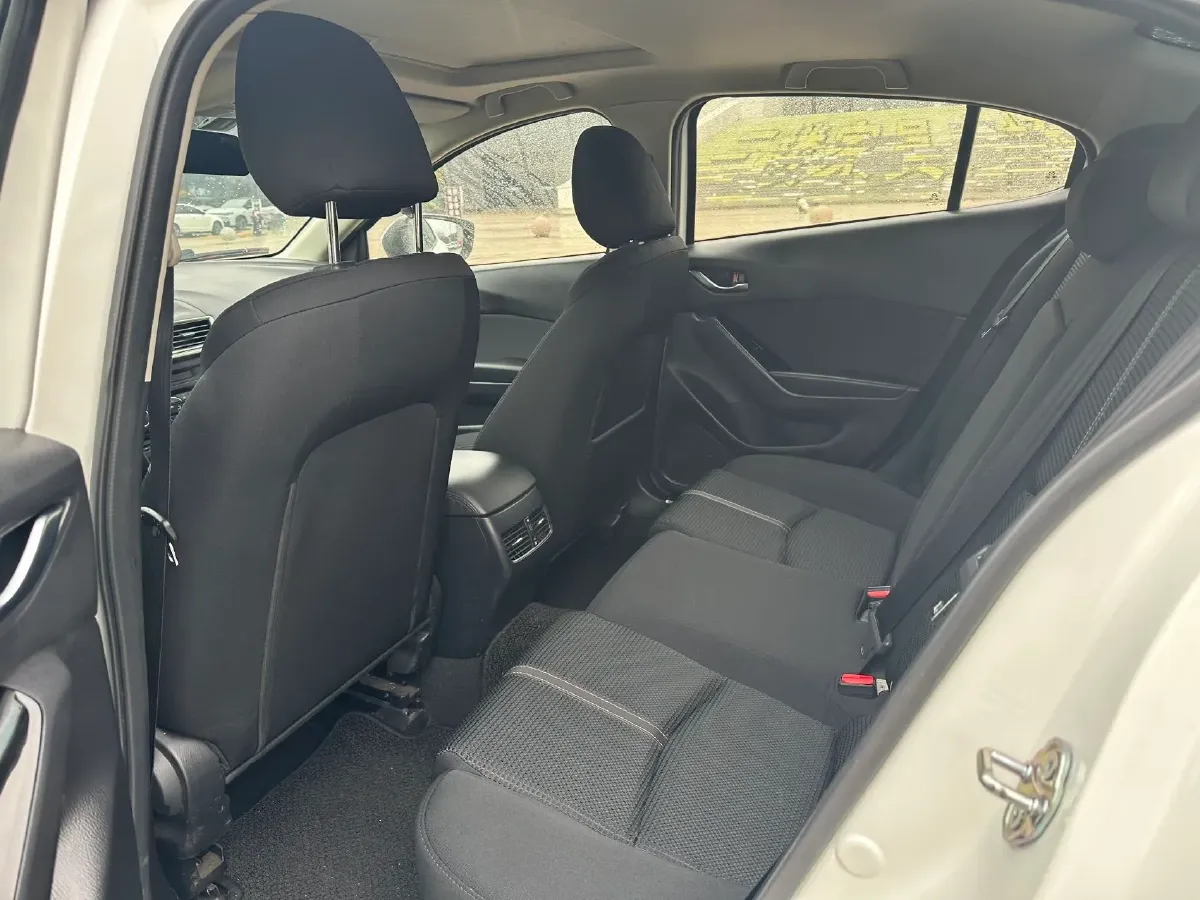 2017 Mazda 3 Axela 1.5L 117HP L4 6AT,autocango,china used car exporter,china ev exporter,chinese used car exporter,chinese used ev exporter