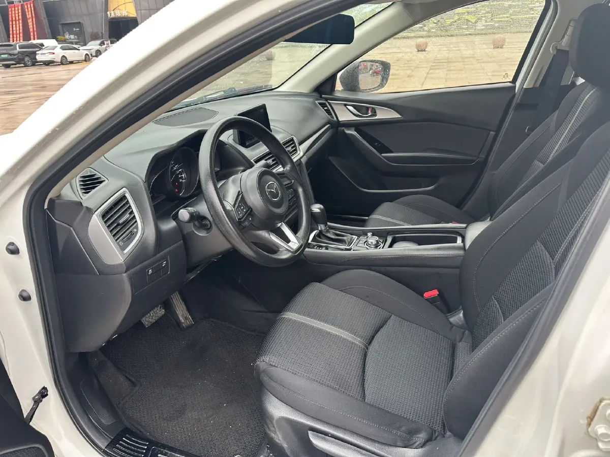 2017 Mazda 3 Axela 1.5L 117HP L4 6AT,autocango,china used car exporter,china ev exporter,chinese used car exporter,chinese used ev exporter