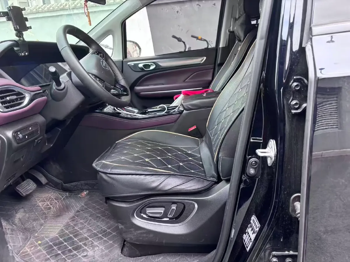 2023 GAC Trumpchi M6 1.5T 177HP L4 7DCT,autocango,china used car exporter,china ev exporter,chinese used car exporter,chinese used ev exporter