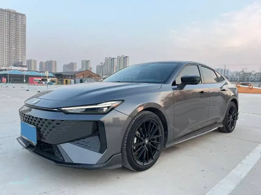 2024 ChangAn UNI-V 1.5T 188HP L4 7DCT,autocango,china used car exporter,china ev exporter,chinese used car exporter,chinese used ev exporter