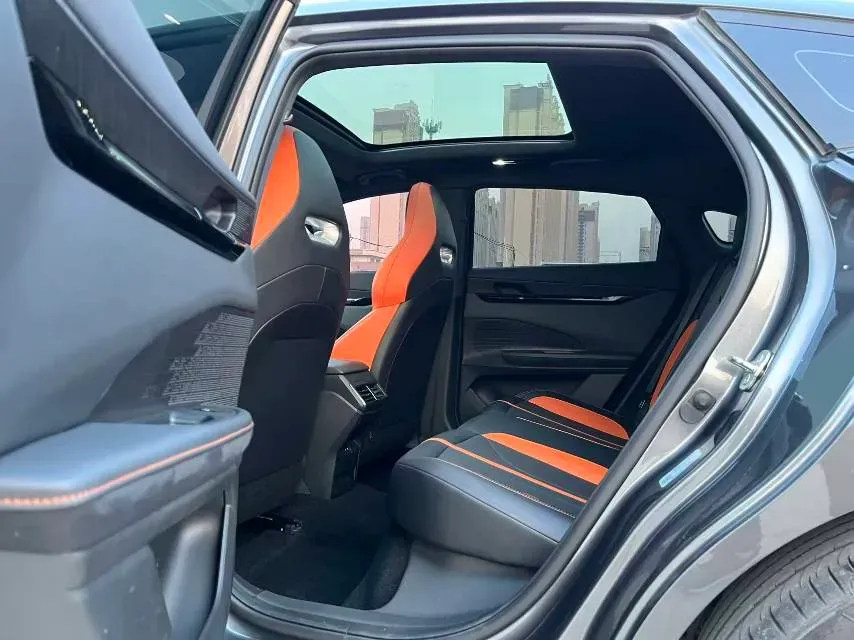 2024 ChangAn UNI-V 1.5T 188HP L4 7DCT,autocango,china used car exporter,china ev exporter,chinese used car exporter,chinese used ev exporter