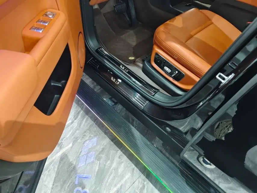 2024 Toyota Granvia 2.5L 189HP L4 E-CVT Hybrid,autocango,china used car exporter,china ev exporter,chinese used car exporter,chinese used ev exporter