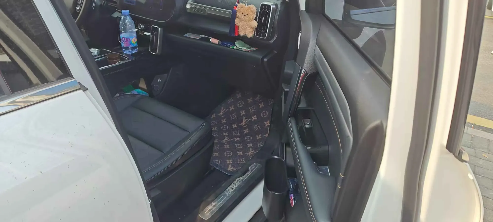 2022 Haval Dargo 1.5T 184HP L4 7DCT,autocango,china used car exporter,china ev exporter,chinese used car exporter,chinese used ev exporter