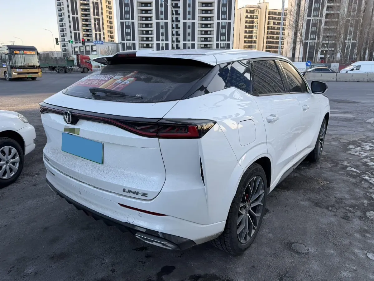 2024 ChangAn UNI-Z 1.5L 98HP L4 E-CVT PHEV 18.4KWH,autocango,china used car exporter,china ev exporter,chinese used car exporter,chinese used ev exporter
