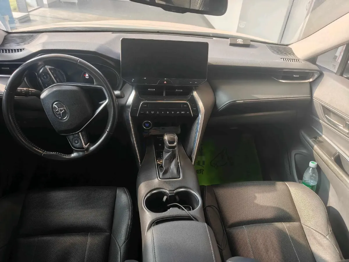 2022 Toyota Harrier 2.0L 171HP L4 CVT,autocango,china used car exporter,china ev exporter,chinese used car exporter,chinese used ev exporter