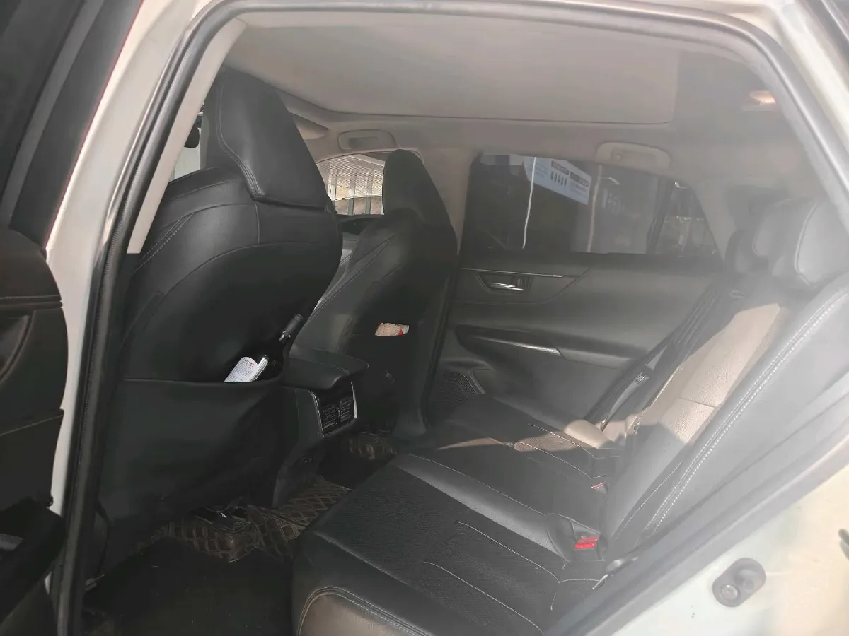 2022 Toyota Harrier 2.0L 171HP L4 CVT,autocango,china used car exporter,china ev exporter,chinese used car exporter,chinese used ev exporter