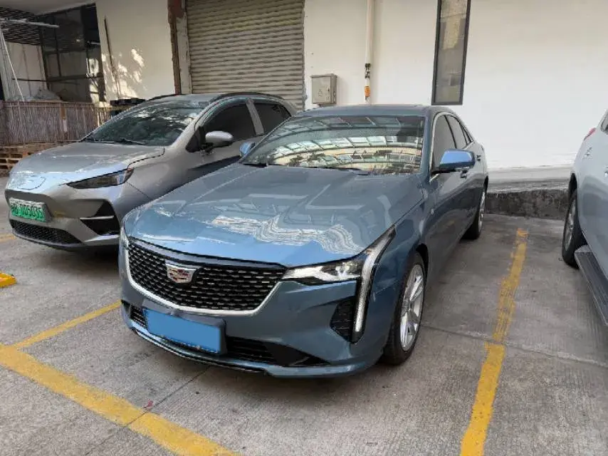 2023 Cadillac CT4 1.5T 211HP L4 8AT