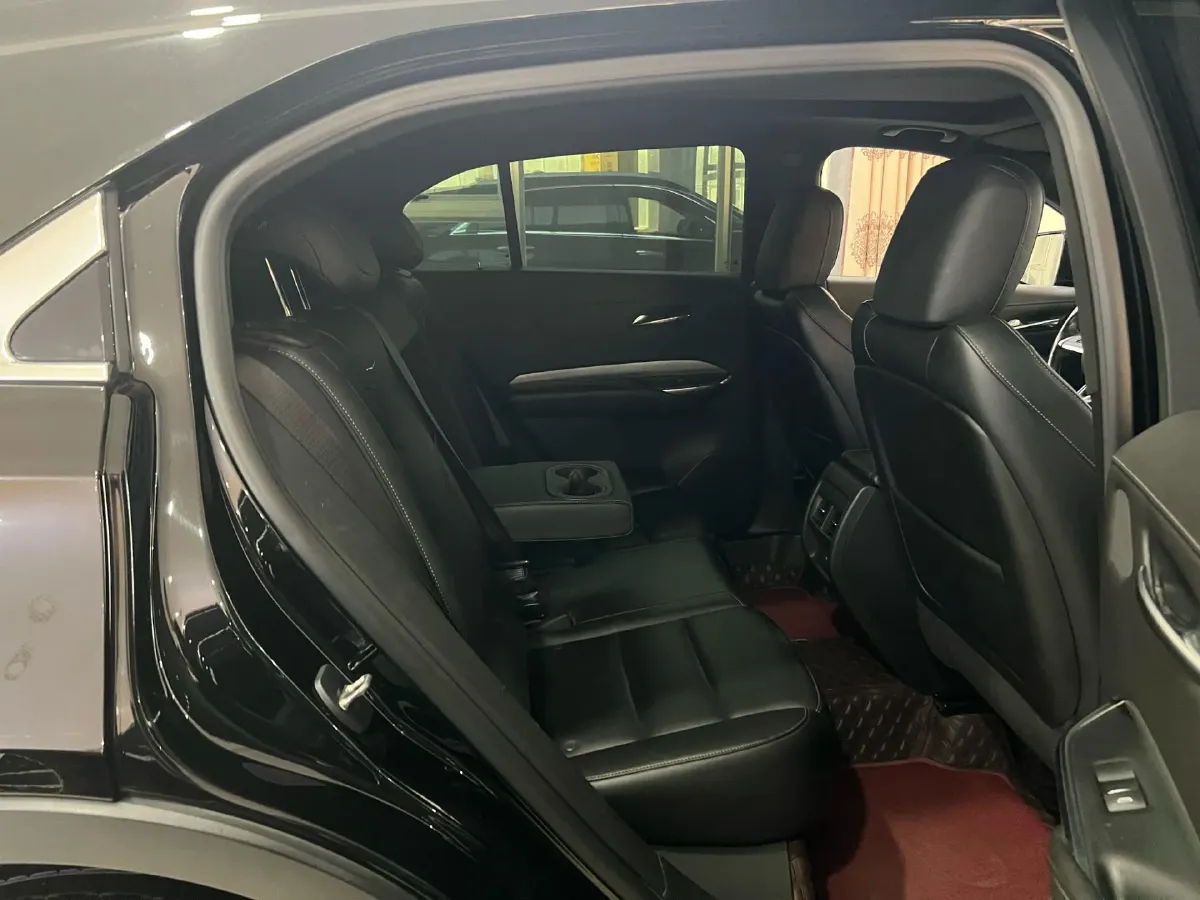 2020 Cadillac XT4 2.0T 241HP L4 9AT,autocango,china used car exporter,china ev exporter,chinese used car exporter,chinese used ev exporter