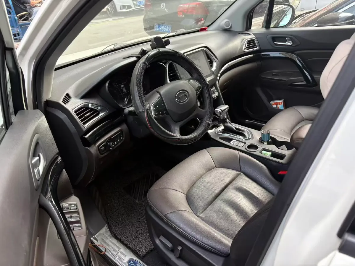 2017 GAC Trumpchi GS4 1.5T 152HP L4 6AT,autocango,china used car exporter,china ev exporter,chinese used car exporter,chinese used ev exporter