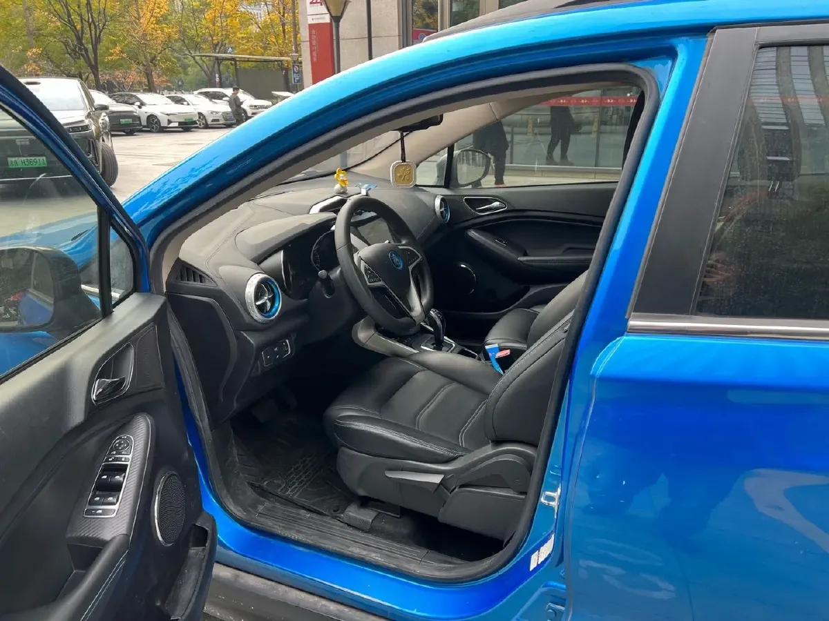 2018 BYD Yuan BEV 42KWH,autocango,china used car exporter,china ev exporter,chinese used car exporter,chinese used ev exporter