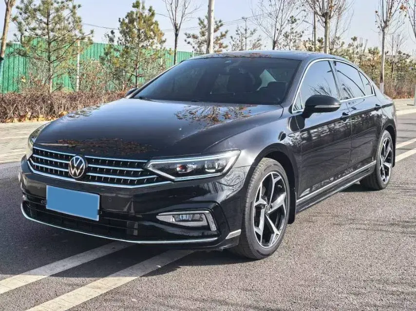 2023 Volkswagen Magotan 2.0T 186HP L4 7DCT
