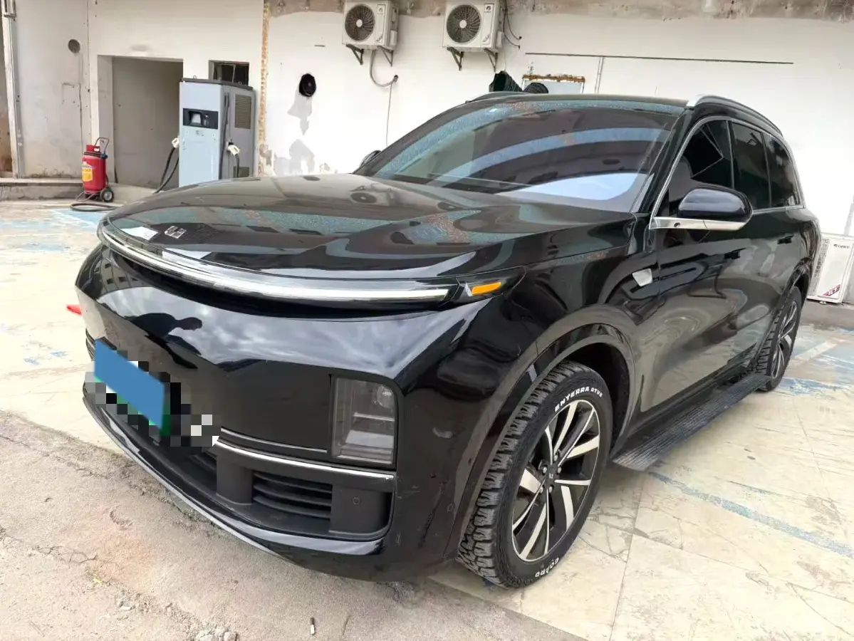 2023 Li L8 Range Extended 154HP REEV 40.9KWH