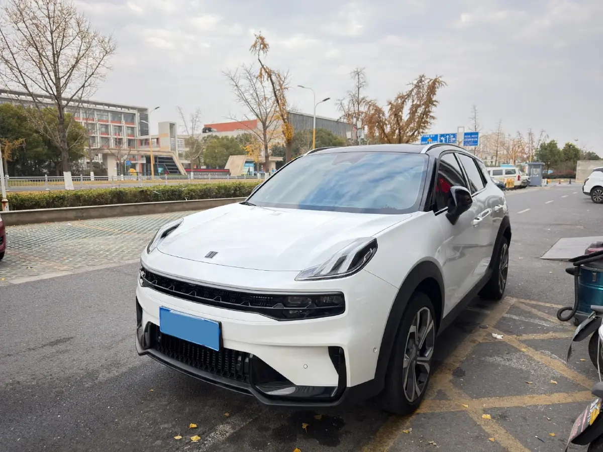 2023 LYNK&CO 06 1.5T 181HP L4 7DCT
