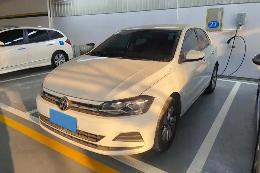 2023 Volkswagen Polo 1.5L 110HP L4 6AT 2023 Volkswagen Polo 1.5L 110HP L4 6AT