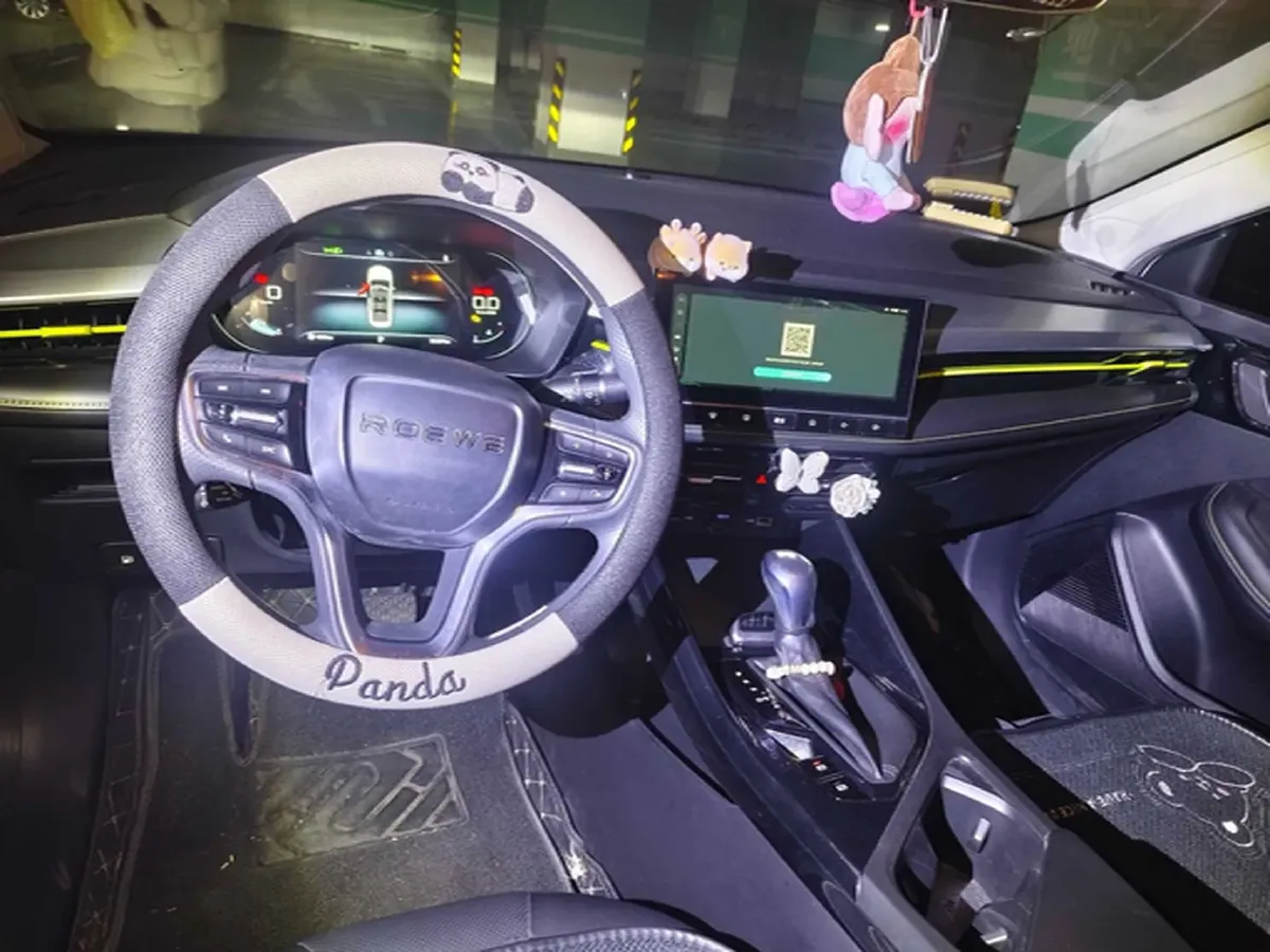 2021 Roewe i5 1.5L 120HP L4 CVT,autocango,china used car exporter,china ev exporter,chinese used car exporter,chinese used ev exporter