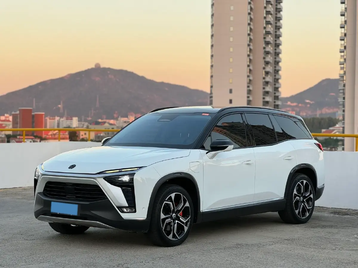 2020 NIO ES8 BEV 70KWH