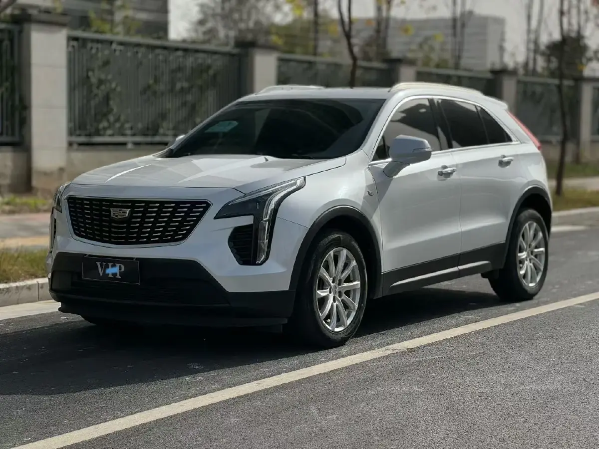 2020 Cadillac XT4 2.0T 237HP L4 9AT