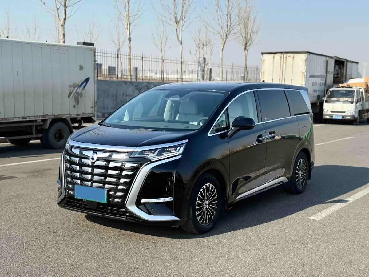 2022 Honda Odyssey 2.0L 146HP L4 E-CVT Hybrid 2022 Honda Odyssey 2.0L 146HP L4 E-CVT Hybrid