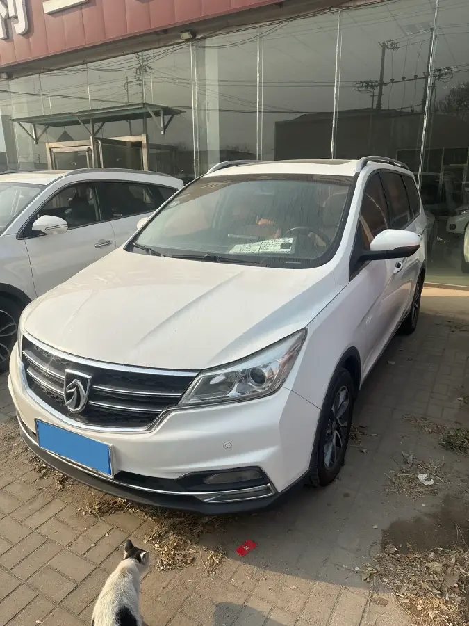 2017 BaoJun 730 1.5T 150HP L4 6DCT