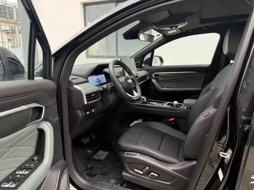 2024 Geely Okavango L 2.0T 218HP L4 7DCT,autocango,china used car exporter,china ev exporter,chinese used car exporter,chinese used ev exporter