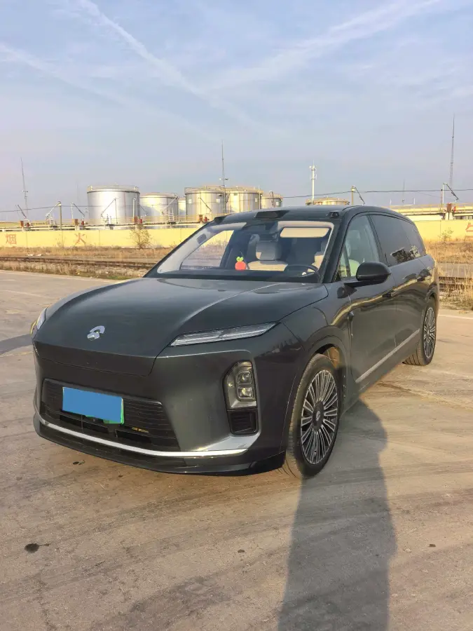 2026 NIO ES8 BEV