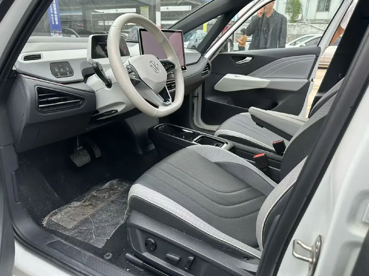 2025 Volkswagen ID.3 BEV 52.8KWH,autocango,china used car exporter,china ev exporter,chinese used car exporter,chinese used ev exporter